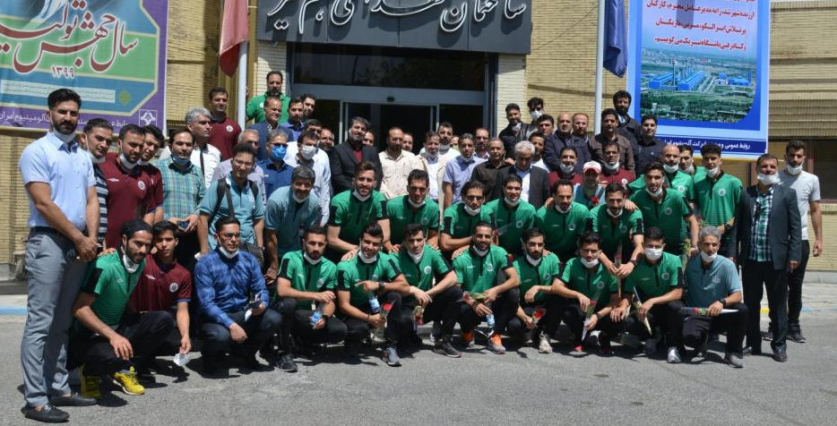 حضور اعضای تیم فوتبال آلومینیوم اراک در جمع کارگران ایرالکو