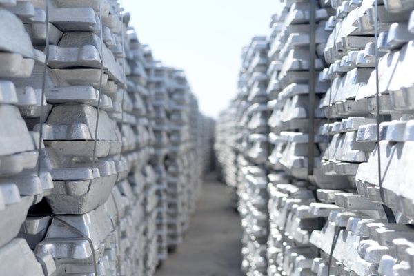 معامله 6200 تن شمش آلومینیوم در بورس کالا