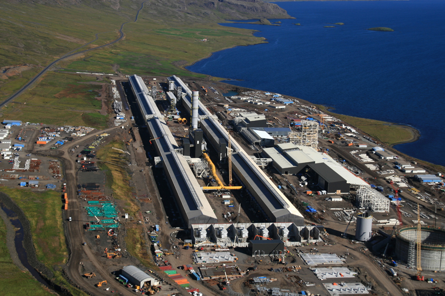 علیرغم بحران انرژی در ایسلند صنعت آلومینیوم این کشور با کمبود مواجه نگردید