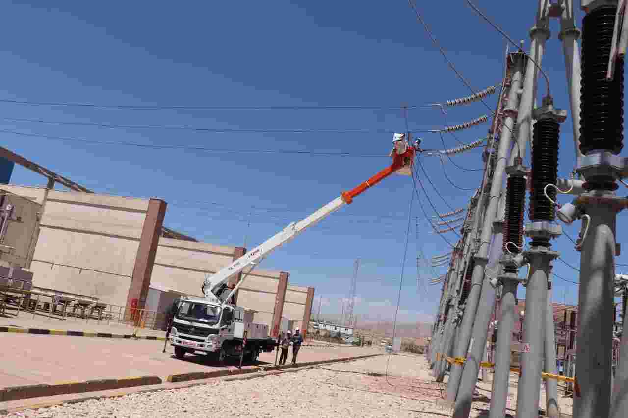 بهره‌برداری از بالابر بوم عایق خط گرم شرکت آلومینای ایران