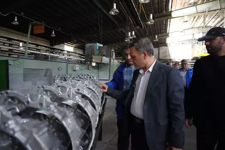 بازدید استاندار زنجان از شرکت ریخته‌گری آلومینیوم ایران‌خودرو