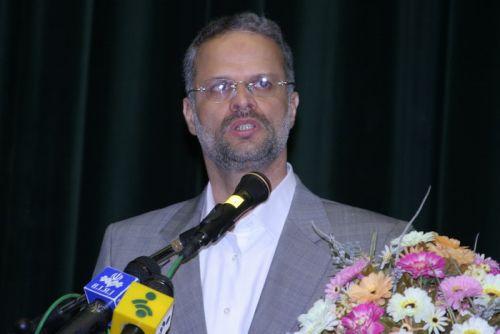وزیر کار: ایران تنها کشوری است که هیچ کارتن خوابی ندارد!