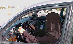 مبارزه با منع رانندگی زنان در عربستان 