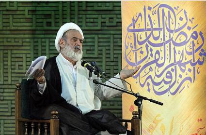 پوزش واعظ مشهور از مردم: انقلابی كه ما می‌خواستیم، این‌ها نبود آینده