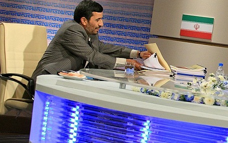 مشاور سابق احمدی‌نژاد: مشایی گفت در حالت معنوی یقین کردم خواست امام زمان، آوردن اسم افراد در مناظره‌هاست