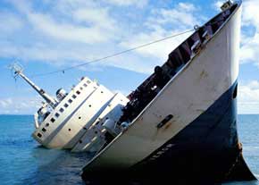7 نفر از خدمه کشتی غرق شده در خلیج فارس کشته شدند