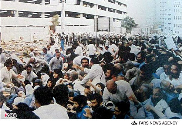 جمع اعتراض‌آمیز همدانی¬ها هنگام حضور معاون اول احمدی‌نژاد
