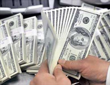 دلارهای تقلبی از خارج وارد بازار می شود