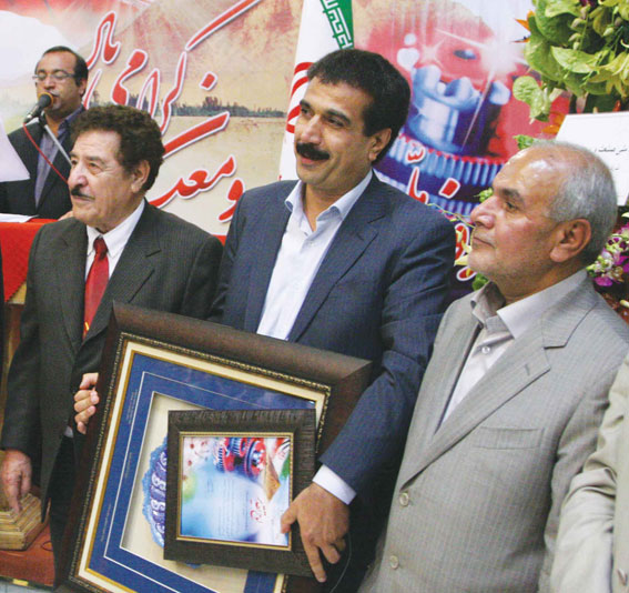شرکت آلومرول نوین اراک به‌عنوان واحد صنعتی نمونة استان مرکزی انتخاب شد