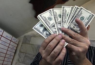 مراقب دلارهای تقلبی در بازار باشید 