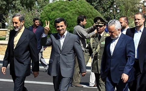 ویزای ۶۰ نفر از همراهان احمدی نژاد برای سفر به نیویورک صادر نشد  