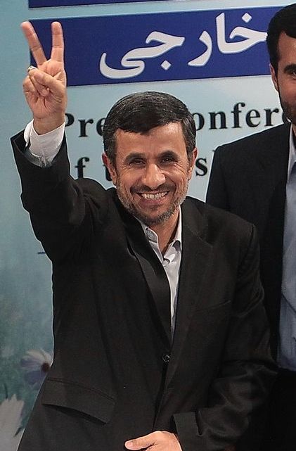اعلام آمادگی احمدی نژاد برای استعفا