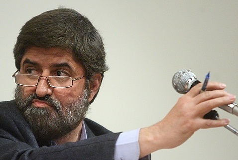 مطهری:احمدینژاد درخواست رفع حصر خانگی موسوی و کروبی را کرده است