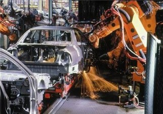 چه کسانی موجبات افزایش قیمت خودرو را فراهم کردند؟