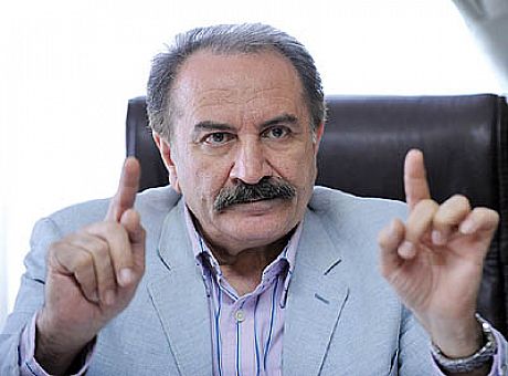 پژویان: قیمت های اعلام شده خودروها نادرست است
