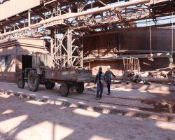 ضایعات موجود در واحد گل قرمز «آلومینا» جمع‌آوری شد